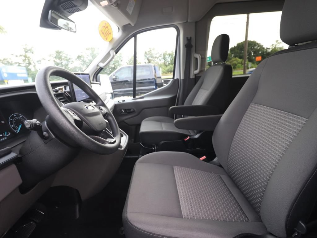 Certified 2025 Ford Transit 350 XLT RWD image 2