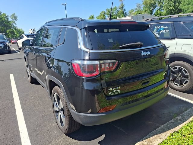Used 2019 Jeep Compass Latitude w/ Popular Equipment Group AWD/4WD image 6