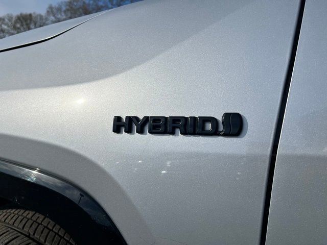 Used 2021 Toyota RAV4 XSE AWD/4WD image 12