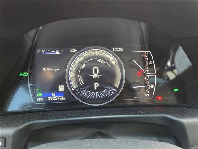 Used 2024 Lexus ES 300h Ultra Luxury w/ Accessory Package (Z2) FWD image 9