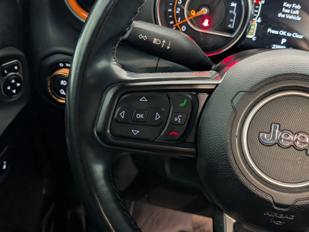 Used 2021 Jeep Gladiator Sport AWD/4WD image 17