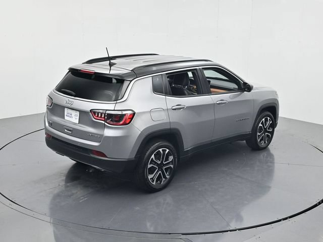 Used 2023 Jeep Compass Limited AWD/4WD image 42