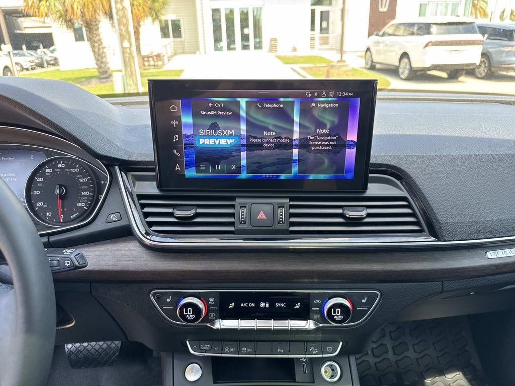 Used 2024 Audi Q5 2.0T Premium image 26
