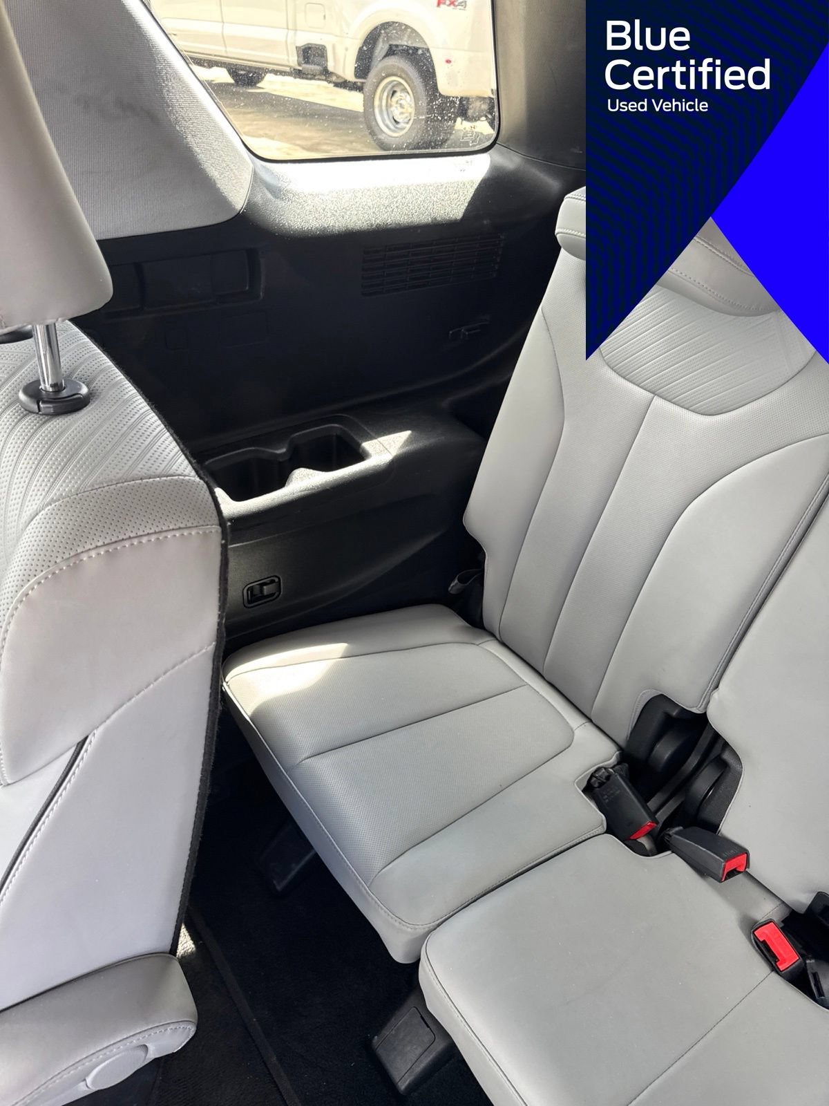 Used 2024 Hyundai Palisade SEL FWD image 39