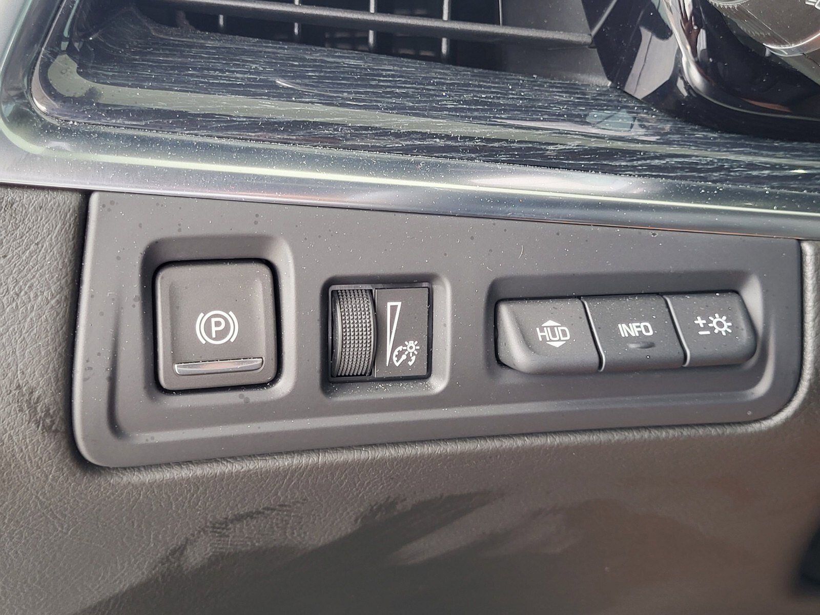 Used 2025 Cadillac XT5 Premium Luxury w/ Technology Package FWD image 22