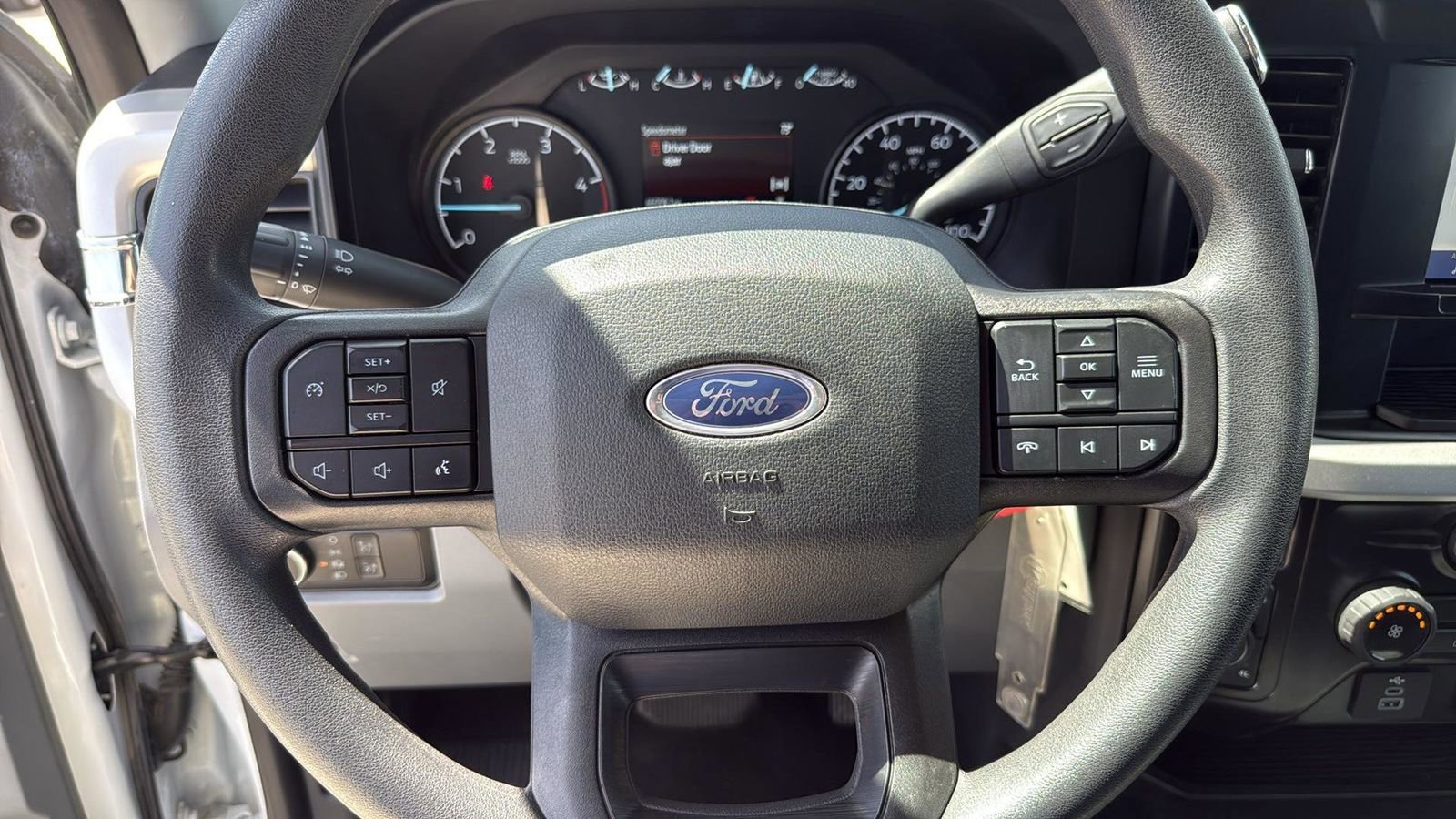 Certified 2025 Ford F350 XLT AWD/4WD image 15