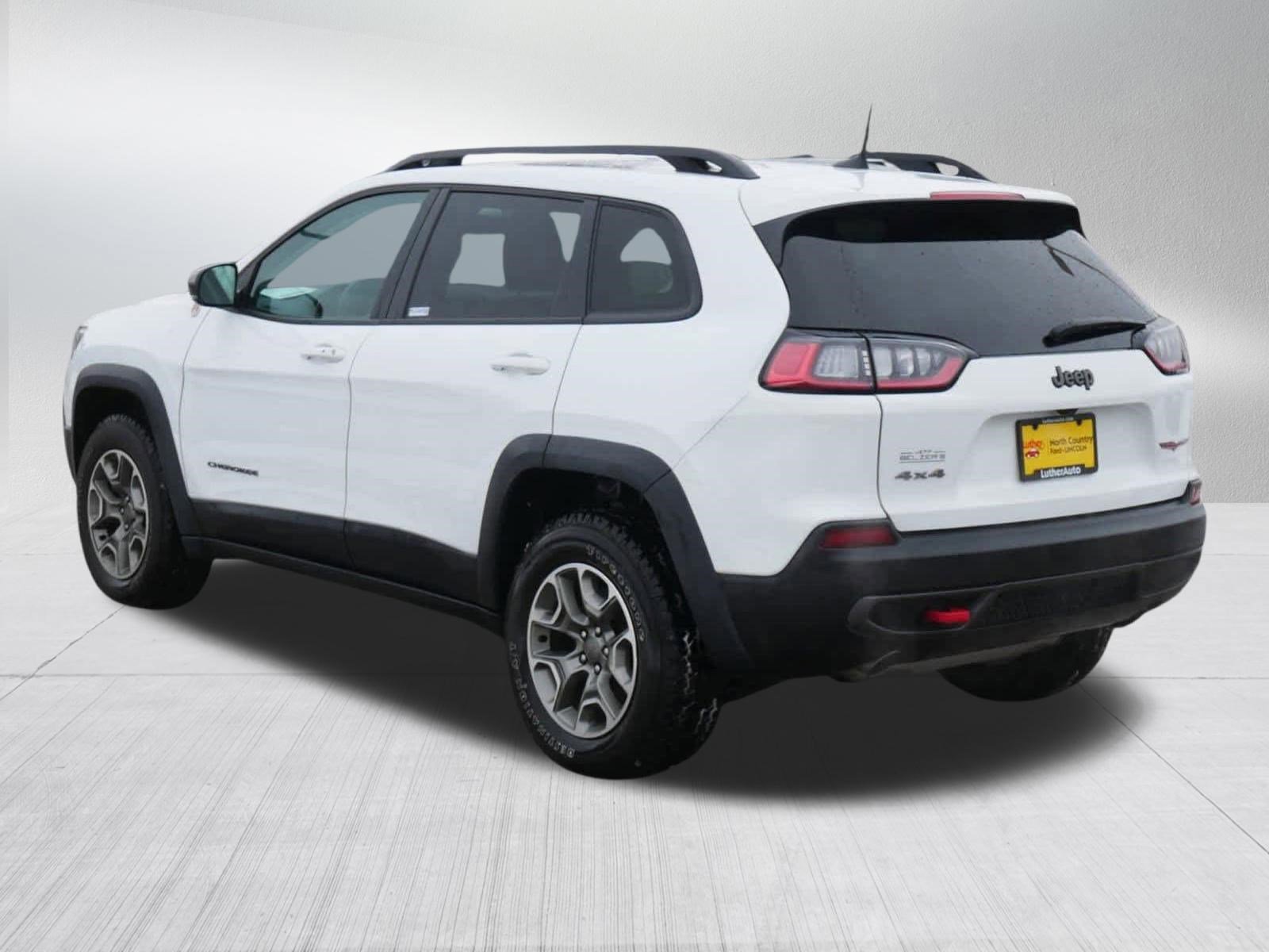 Used 2022 Jeep Cherokee Trailhawk image 6