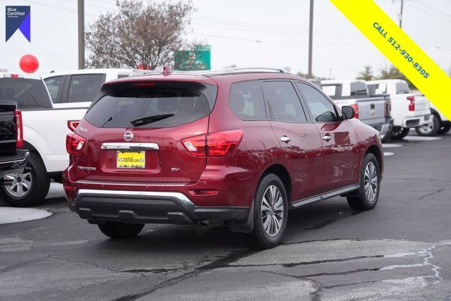 Used 2020 Nissan Pathfinder SV image 4