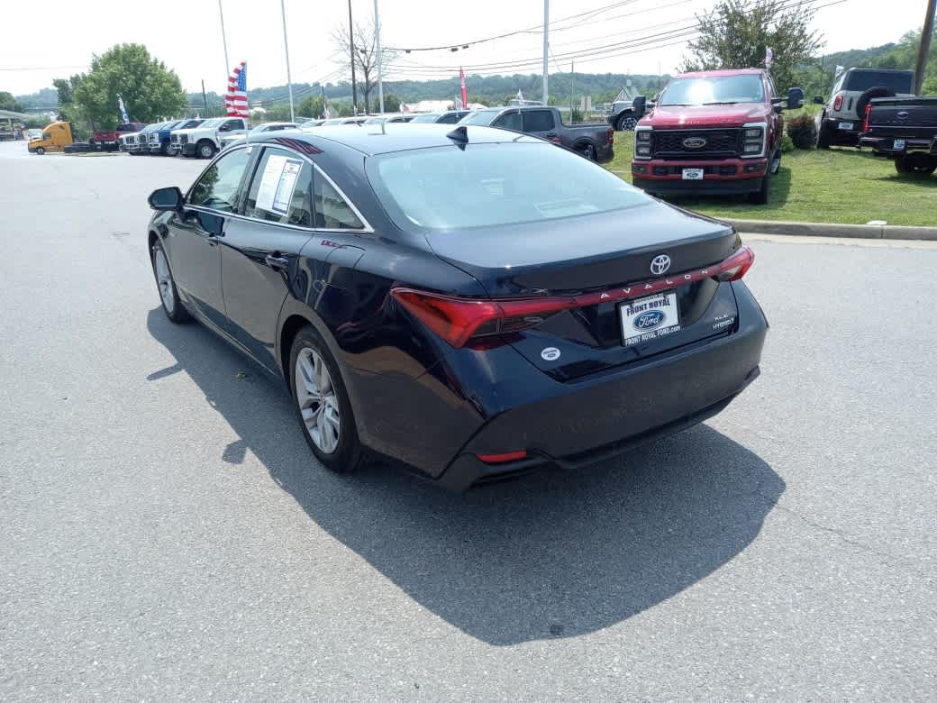 Used 2021 Toyota Avalon XLE FWD image 5