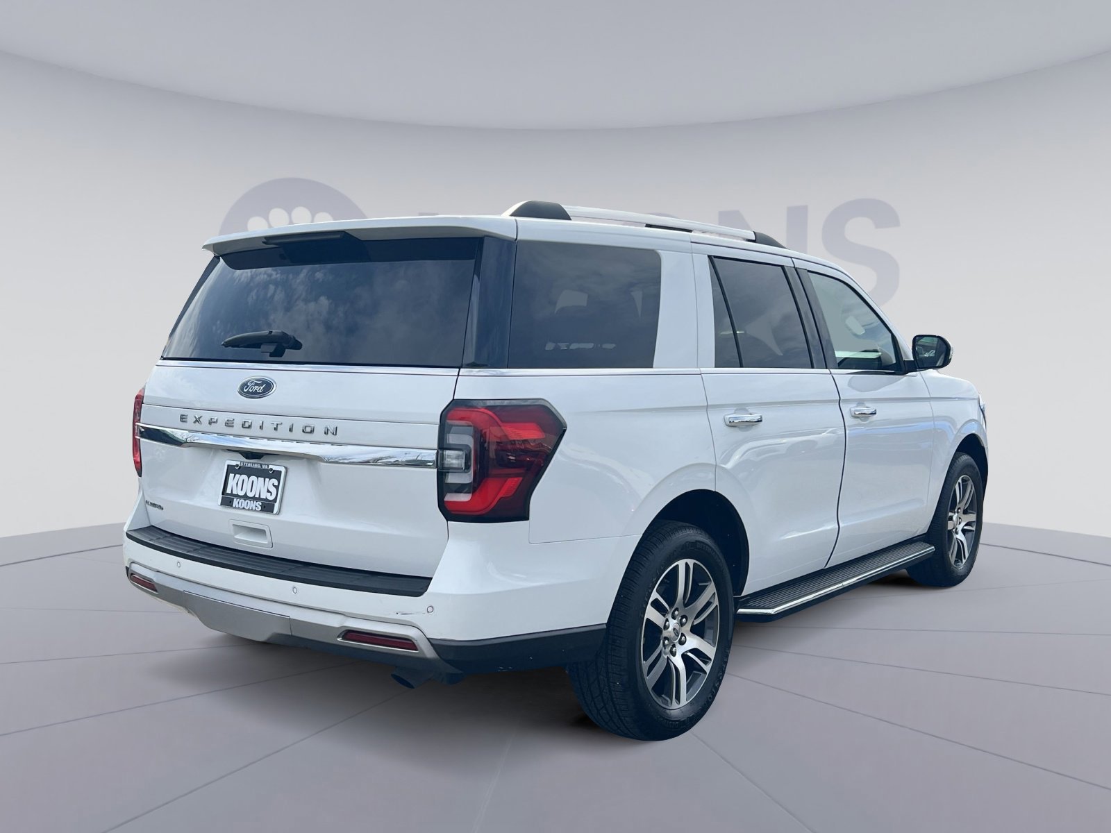 Certified 2023 Ford Expedition Limited image 5