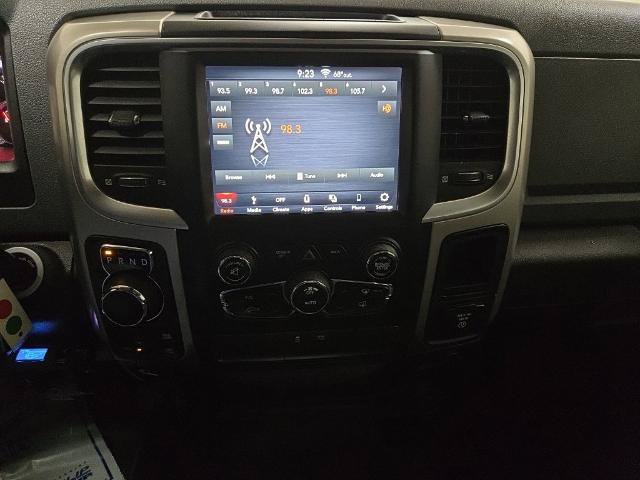 Used 2019 RAM 1500 Classic SLT w/ Luxury Group AWD/4WD image 7