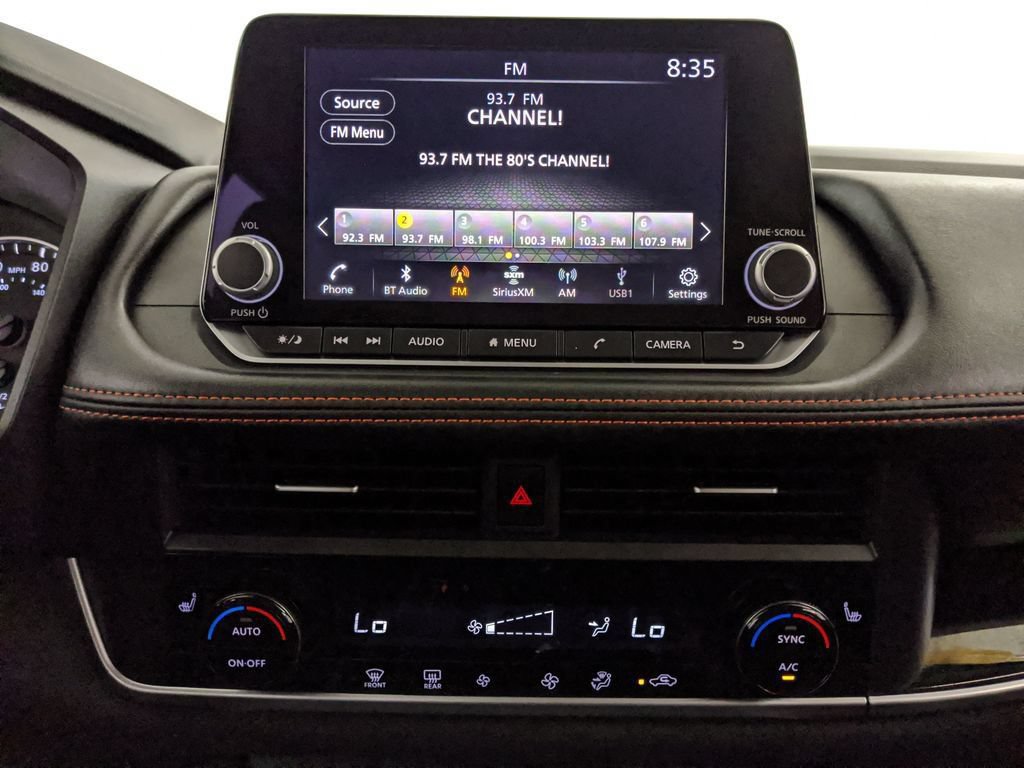 Used 2025 Nissan Rogue SV AWD/4WD image 8