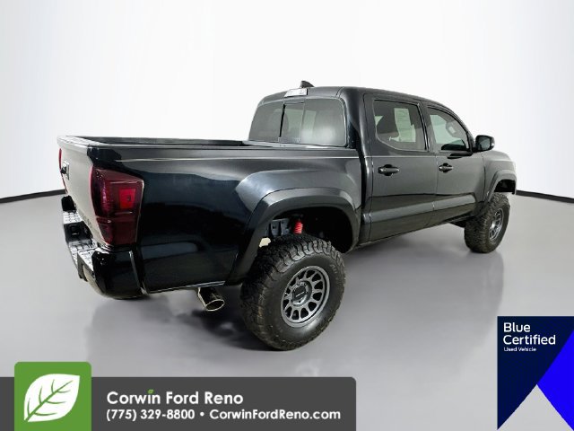Used 2022 Toyota Tacoma SR5 w/ Technology Package AWD/4WD image 9