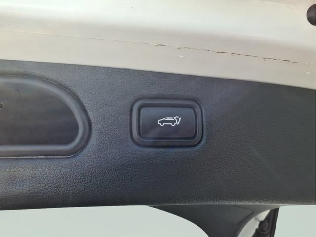 Used 2020 Hyundai Tucson Sport w/ Cargo Package AWD/4WD image 11