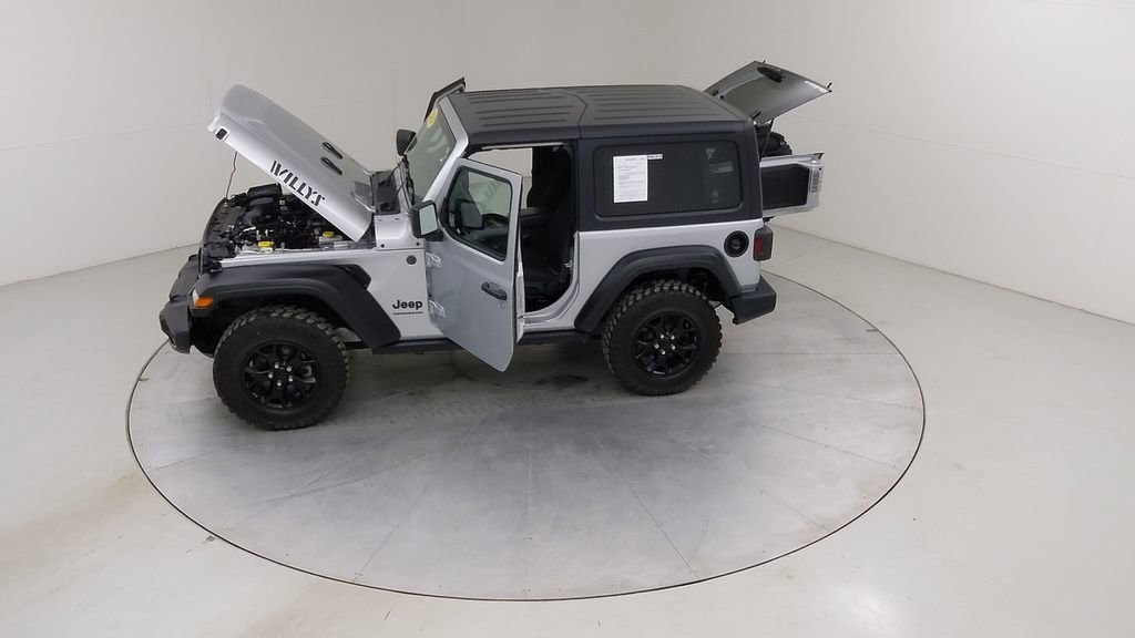 Used 2023 Jeep Wrangler Willys AWD/4WD image 49