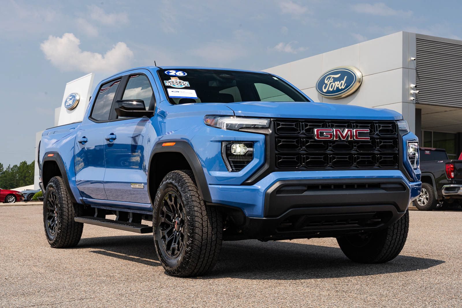 Used 2026 GMC Canyon Elevation