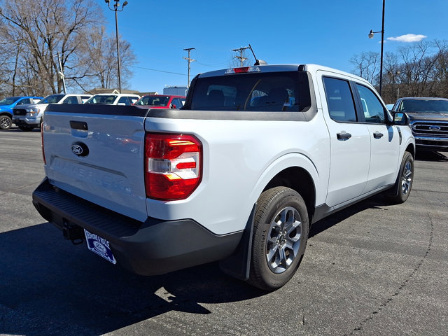 Certified 2025 Ford Maverick XLT w/ Equipment Group 301A AWD/4WD image 7