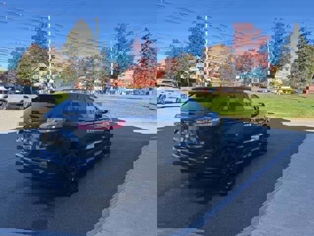 Certified 2023 Ford Edge ST-Line image 5