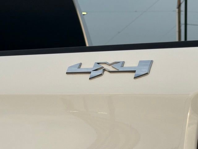 Used 2020 GMC Sierra 1500 Elevation w/ Elevation Value Package AWD/4WD image 12