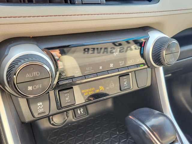 Used 2019 Toyota RAV4 XLE image 17