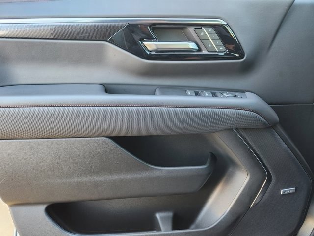 Used 2025 Chevrolet Tahoe RST w/ Comfort Package image 21