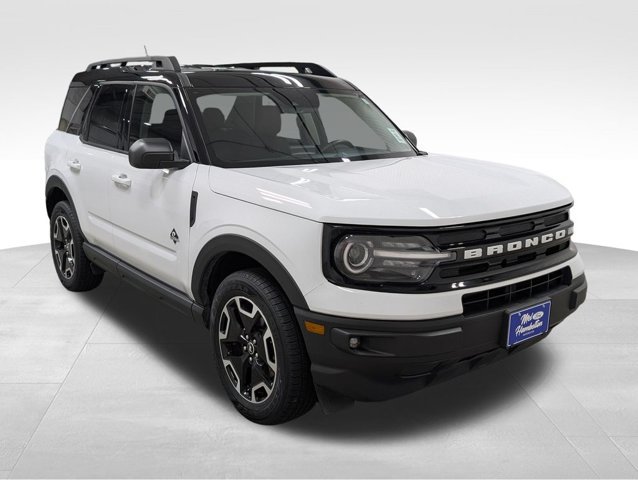 Certified 2023 Ford Bronco Sport Outer Banks AWD/4WD image 18