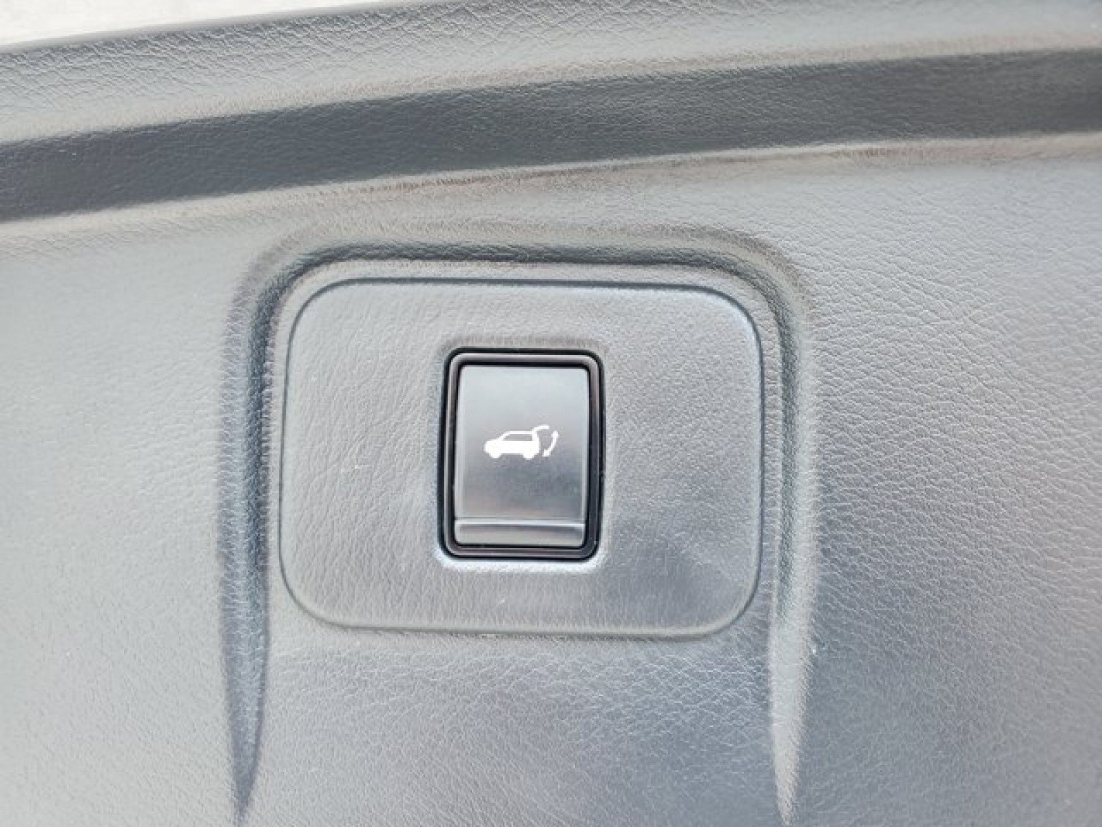 Used 2023 Nissan Murano SL w/ SL Moonroof Package FWD image 9