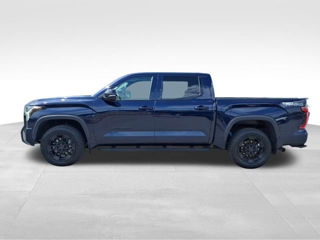 Used 2024 Toyota Tundra Limited w/ TRD Off-Road Package AWD/4WD image 4