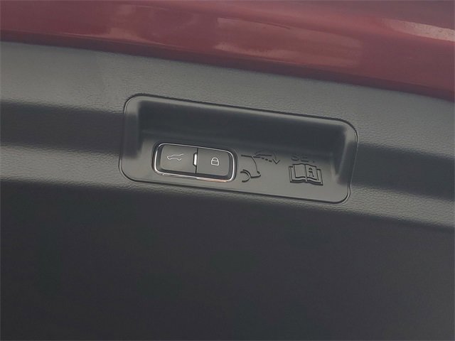 Certified 2024 Ford Explorer XLT w/ Equipment Group 202A image 8