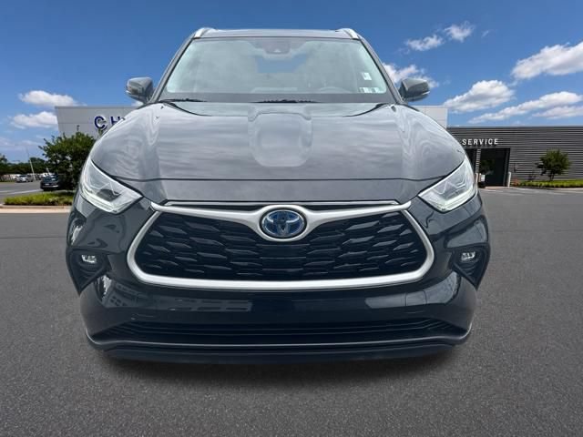 Used 2022 Toyota Highlander Bronze Edition AWD/4WD image 13