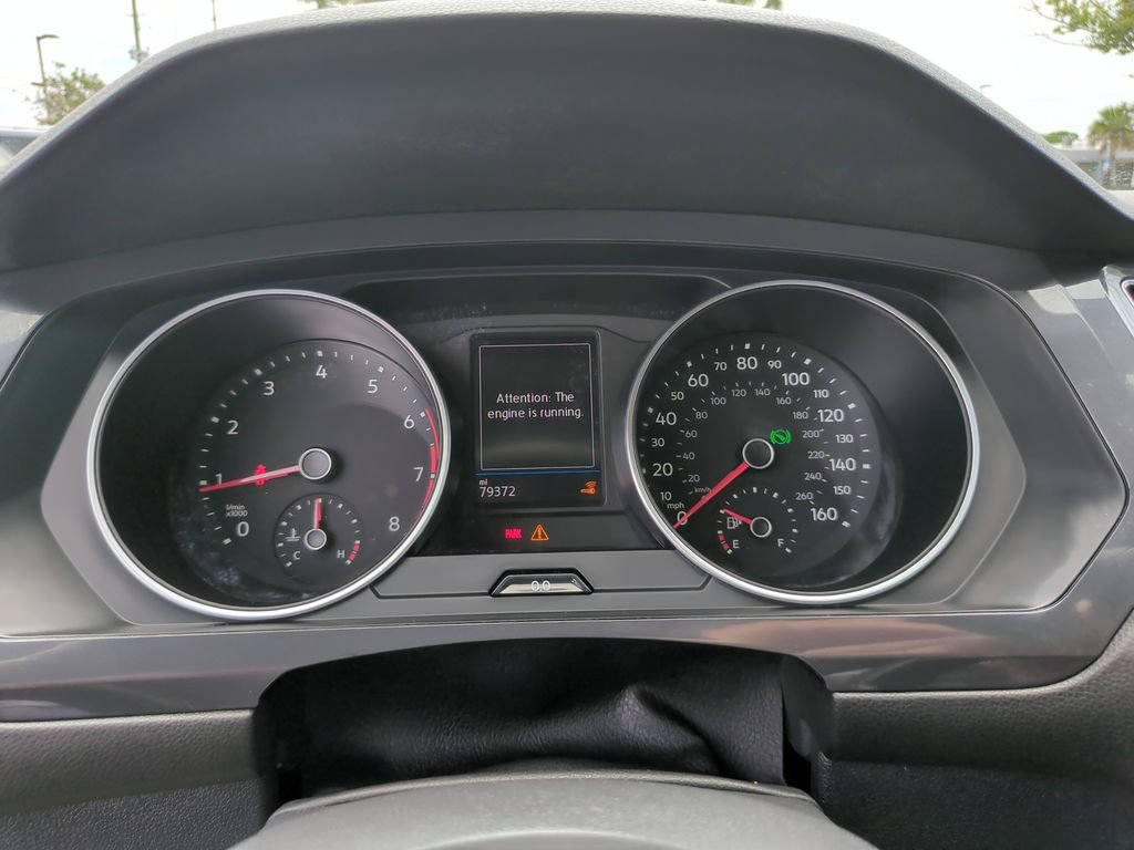 Used 2021 Volkswagen Tiguan SE FWD image 35