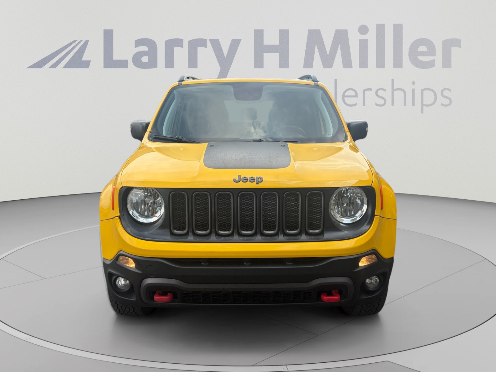 Used 2018 Jeep Renegade Trailhawk w/ Cold Weather Group II AWD/4WD image 8