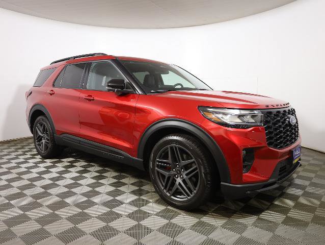 Certified 2025 Ford Explorer ST image 5