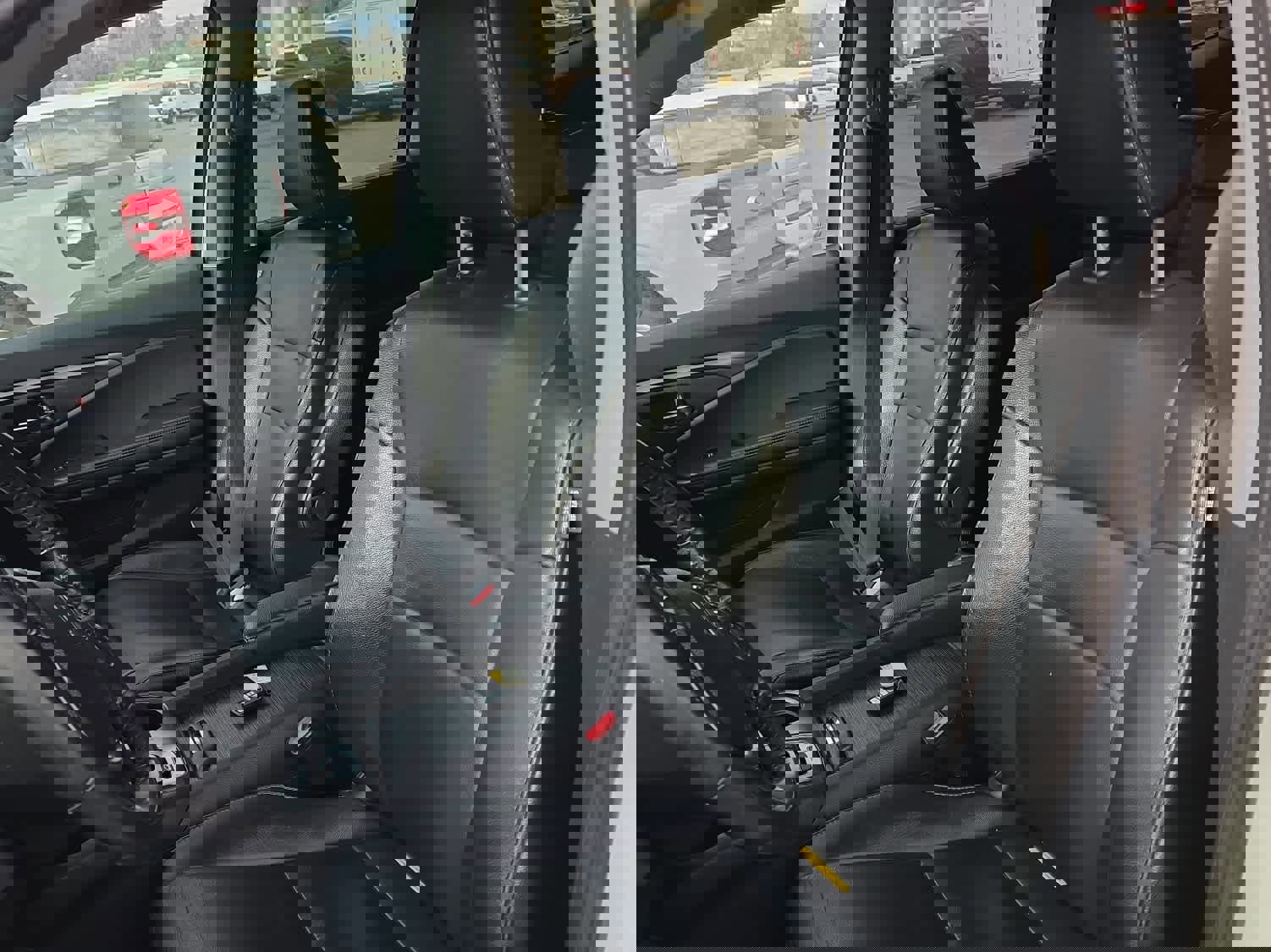 Used 2017 Honda Pilot EX-L image 2