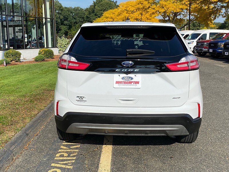 Certified 2023 Ford Edge SEL w/ Convenience Package AWD/4WD image 8