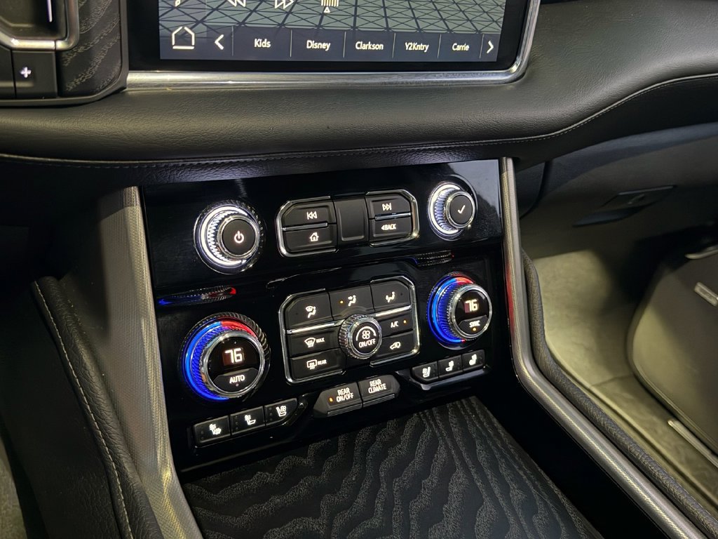 Used 2022 GMC Yukon Denali w/ Max Trailering Package AWD/4WD image 19
