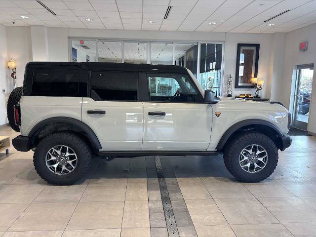 Certified 2025 Ford Bronco Badlands AWD/4WD image 2