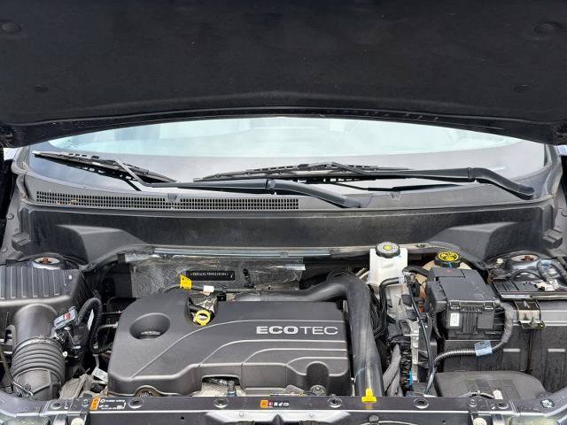 Used 2022 Chevrolet Equinox LS AWD/4WD image 15