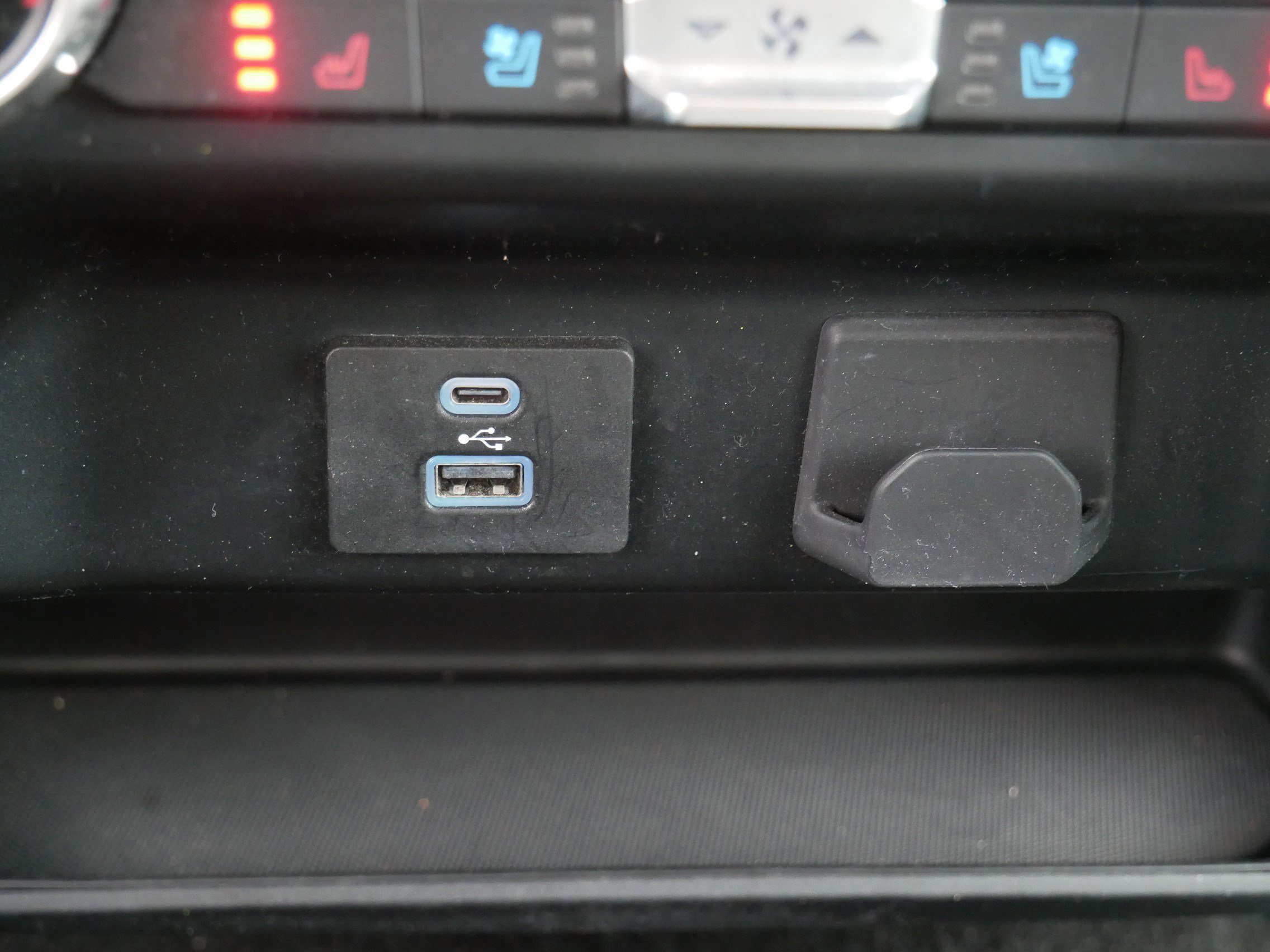 Certified 2022 Ford F150 Lariat w/ Equipment Group 501A Mid image 46