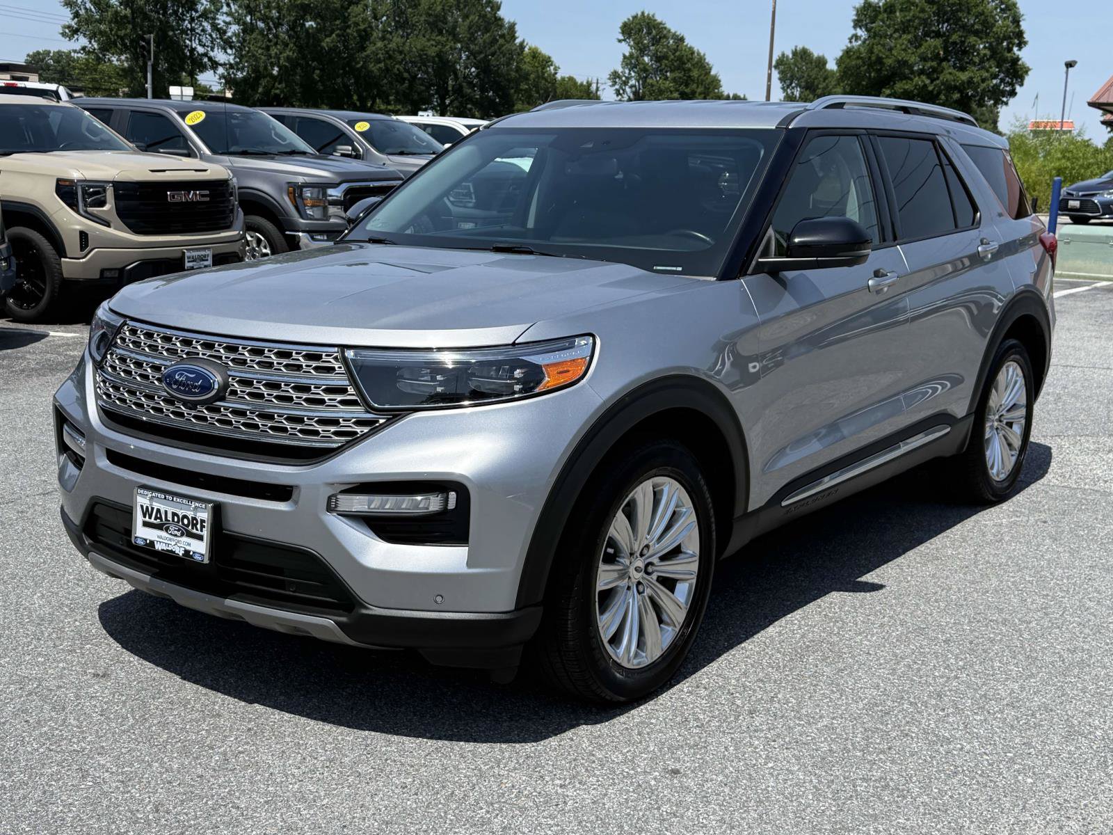 Certified 2021 Ford Explorer Limited AWD/4WD image 5