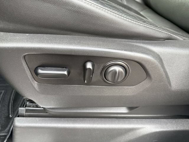 Used 2020 Chevrolet Silverado 1500 LT w/ All-Star Edition AWD/4WD image 21