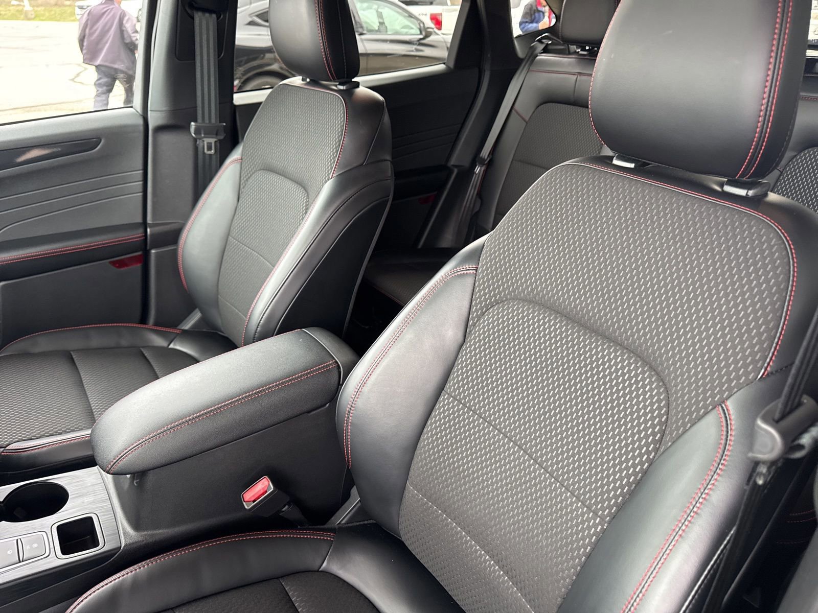 Certified 2024 Ford Escape ST-Line w/ Tech Pack #1 image 26