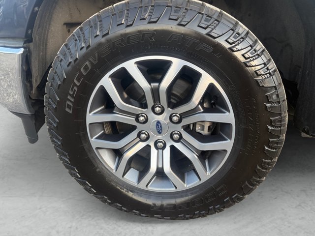 Certified 2021 Ford F150 Lariat w/ FX4 Off-Road Package AWD/4WD image 23