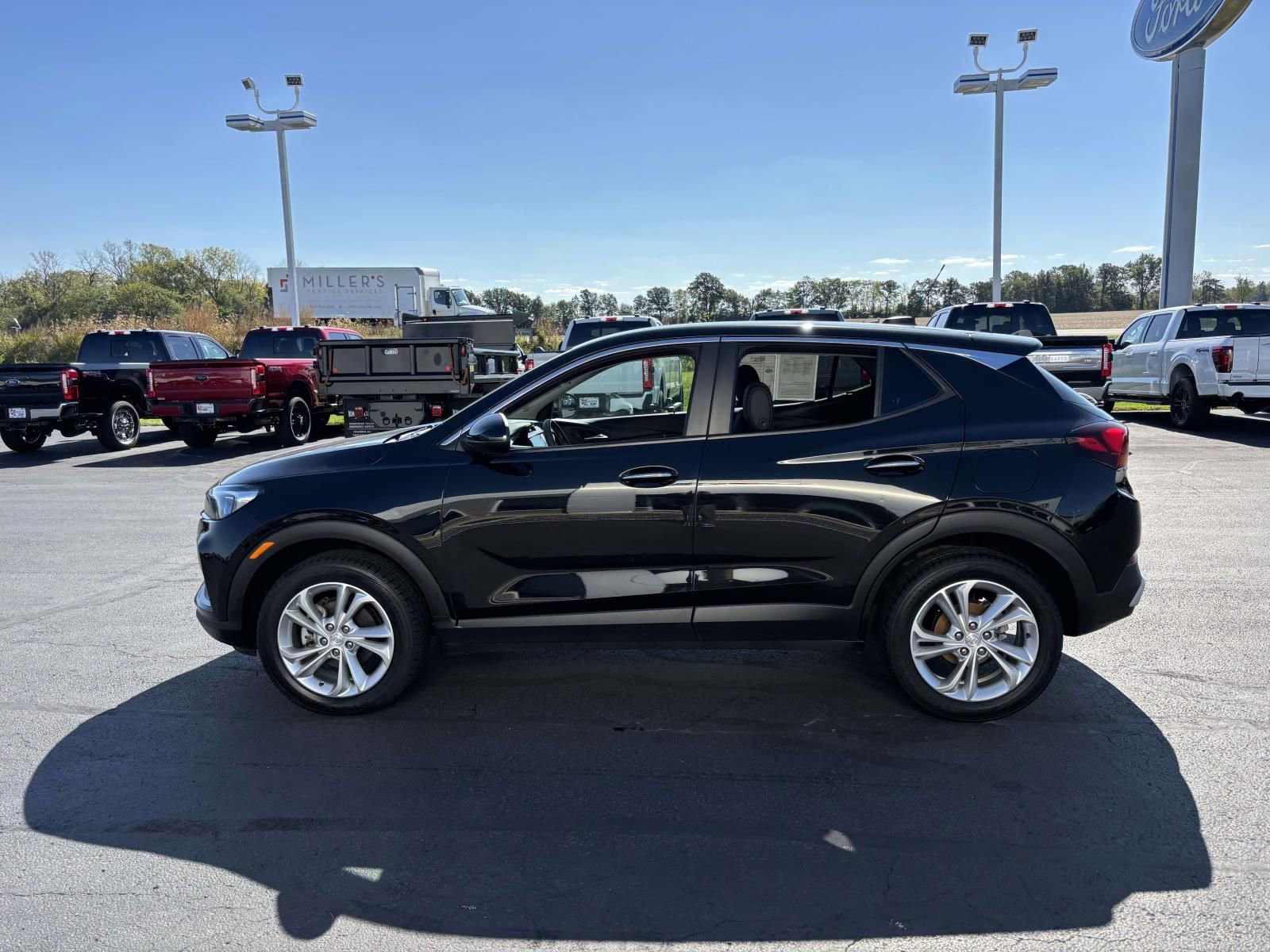 Used 2022 Buick Encore GX Preferred w/ Cold Weather Comfort Package image 5