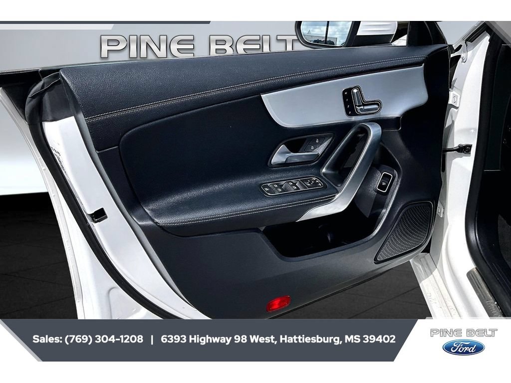 Used 2025 Mercedes-Benz CLA 250 image 17