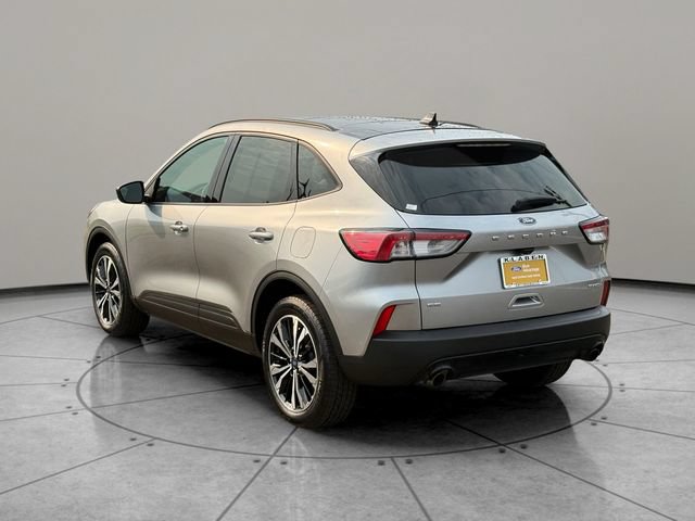 Certified 2022 Ford Escape SE w/ SE Sport Appearance Package AWD/4WD image 9