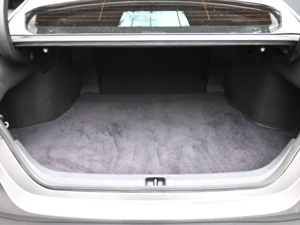 Used 2022 Toyota Camry LE image 23