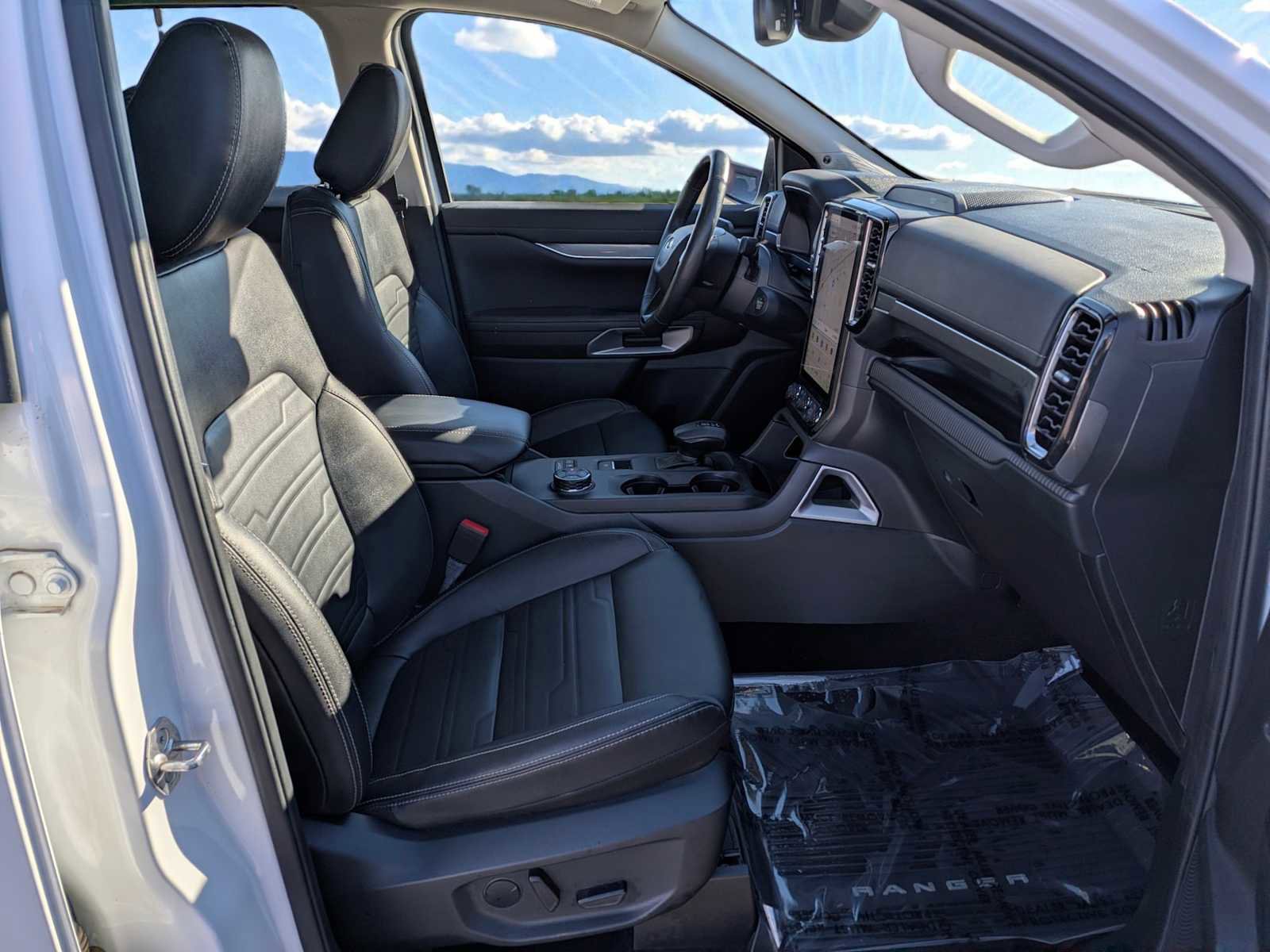 Certified 2024 Ford Ranger Lariat w/ FX4 Off-Road Package image 21