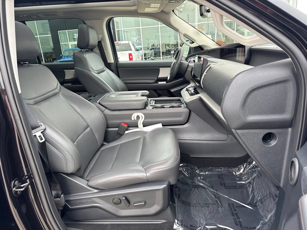 Certified 2025 Ford Expedition Max Active AWD/4WD image 29