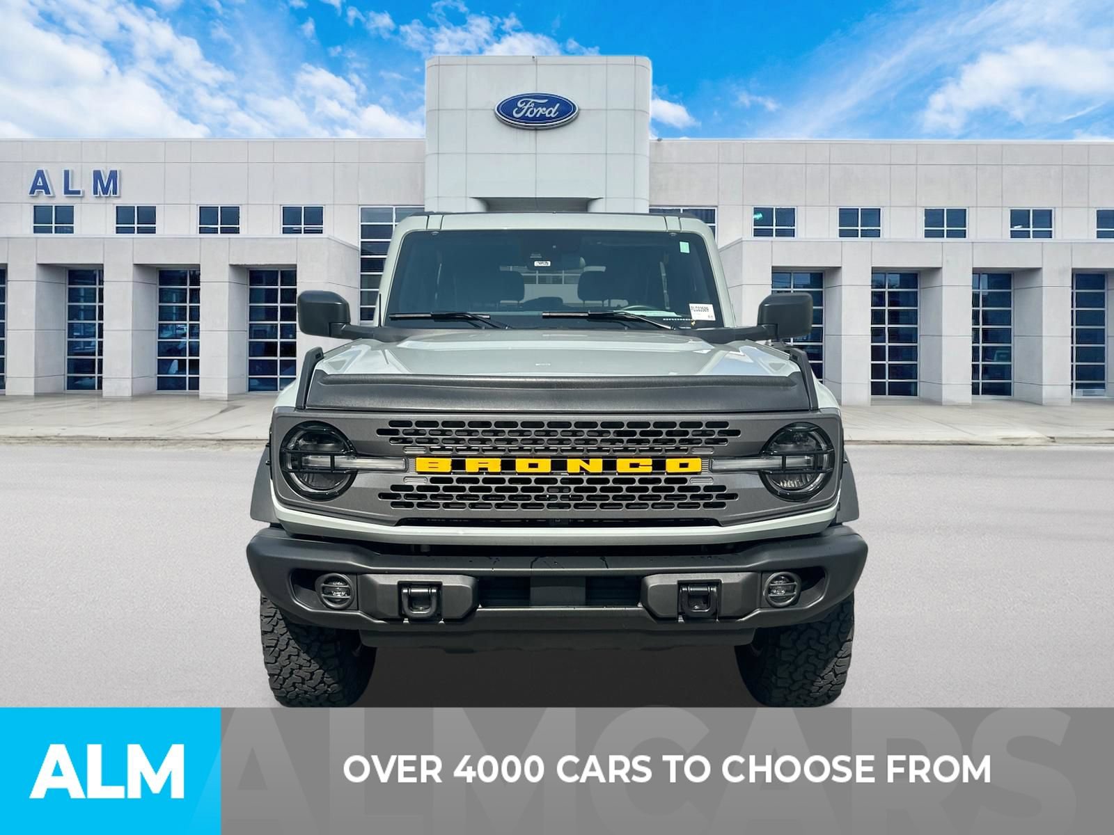 Certified 2023 Ford Bronco Badlands AWD/4WD image 2